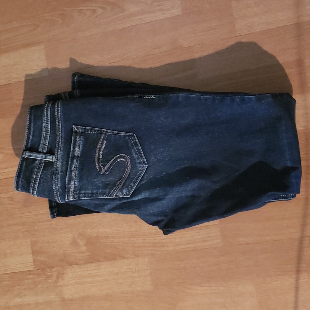 Jeans - Picture 2 of 3